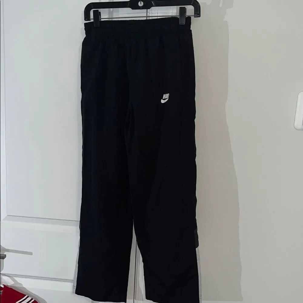 Nike Black Fully Lined youth track work out running soccer gym sweatpants pants
